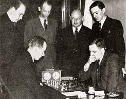 El equipo sueco de 1939, sentados Lundin contra Danielsson